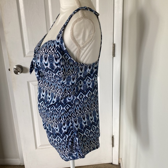 Kona Sol Blue Ikat Print Tankini Top Size Large - Picture 3 of 7